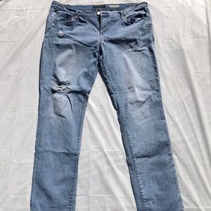 Distressed Aeropostale jeans size 14